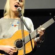 Le texte musical BREATHE de LAURA MARLING est également présent dans l'album Once i was an eagle (2013)