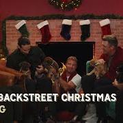 Le texte musical SAME OLD LANG SYNE de BACKSTREET BOYS est également présent dans l'album A very backstreet christmas (2022)