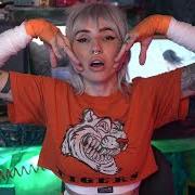 Le texte musical PIRANHA de LIGHTS est également présent dans l'album A6extended (2026)