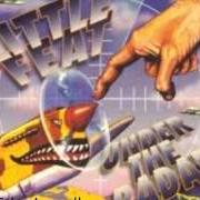 Le texte musical VOICELESS TERRITORY (INTRO TO FALLING THROUGH THE WORLDS) de LITTLE FEAT est également présent dans l'album Under the radar (1998)