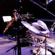 Le texte musical DISPIDIDA de MAYRA ANDRADE est également présent dans l'album Studio 105 (2010)