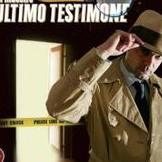 Le texte musical LO STESSO POSTO de BASSI MAESTRO est également présent dans l'album L'ultimo testimone (2004)