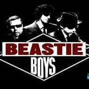 Le texte musical TRIPLE TROUBLE de BEASTIE BOYS est également présent dans l'album Solid gold hits (2005)