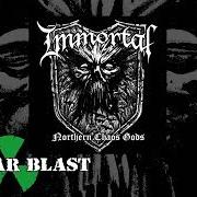 Le texte musical GRIM AND DARK de IMMORTAL est également présent dans l'album Northern chaos gods (2018)