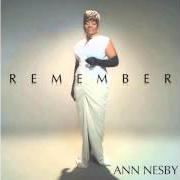 Le texte musical REMEMBER de ANN NESBY est également présent dans l'album Living my life (2014)