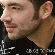 Le texte musical MARIPOSAS EN LA PANZA de SANTIAGO CRUZ est également présent dans l'album Cruce de caminos (2009)