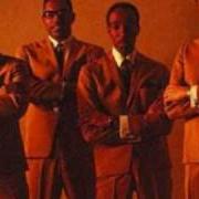 Le texte musical DANCIN' HOLIDAY de THE MIRACLES est également présent dans l'album I like it like that (1964)