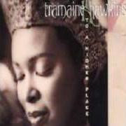 Le texte musical IT'S NEVER TOO LATE de TRAMAINE HAWKINS est également présent dans l'album To a higher place (1994)