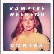 Le texte musical TAXI CAB de VAMPIRE WEEKEND est également présent dans l'album Contra (2010)