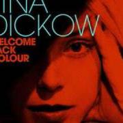 Le texte musical LOVE ALL AROUND de TINA DICO est également présent dans l'album Welcome back colour (2010)