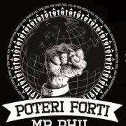 Le texte musical RESTIAMO QUI de MR. PHIL est également présent dans l'album Poteri forti (2013)