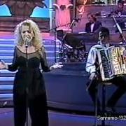 Le texte musical UN ALTRO MONDO NELL'UNIVERSO de GIAMPAOLO BERTUZZI est également présent dans l'album Sanremo