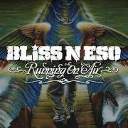 Le texte musical FLYING THROUGH THE CITY de BLISS N ESO est également présent dans l'album Running on air (2010)