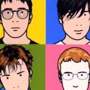 Le texte musical COUNTRY HOUSE de BLUR est également présent dans l'album The best of blur disc 1 (2003)