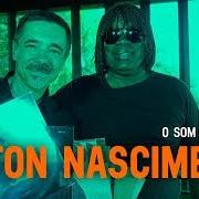 Le texte musical SIMPLES de MILTON NASCIMENTO est également présent dans l'album Minas (1975)