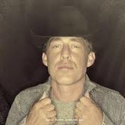 Le texte musical ONCE IN A LIFE de AARON WATSON est également présent dans l'album Unwanted man (2022)