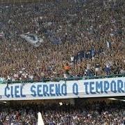 Le texte musical SIENA:TUTTA L'ITALIA ATTRAVERSERO' de CORI TIFO STADIO est également présent dans l'album Cori tifo stadio