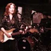 Le texte musical DOWN TO YOU de BONNIE RAITT est également présent dans l'album Slipstream