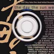 Le texte musical CADENCE de BOY SETS FIRE est également présent dans l'album The day the sun went out (1996)