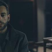 Le texte musical ESSERI UMANI de MARCO MENGONI est également présent dans l'album Parole in circolo (2015)