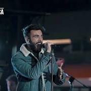 Le texte musical DIALOGO TRA DUE PAZZI de MARCO MENGONI est également présent dans l'album Atlantico (2018)