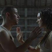 Le texte musical REMEMBER I TOLD YOU de NICK JONAS est également présent dans l'album Looking for love (2017)