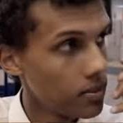 Le texte musical ALORS ON DANSE de STROMAE est également présent dans l'album Alors on danse