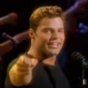 Le texte musical LA COPA DE LA VIDA de INNI MONDIALI DI CALCIO est également présent dans l'album Francia 1998 - ricky martin