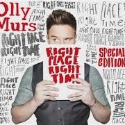 Le texte musical HAND ON HEART de OLLY MURS est également présent dans l'album Right place right time (special edition) (2013)