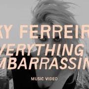 Le texte musical 108 de SKY FERREIRA est également présent dans l'album As if! (2011)