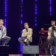 Le texte musical TAN ENAMORADOS (FEAT. RICARDO MONTANER) de IL VOLO est également présent dans l'album Tres voces un alma (2023)