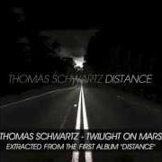 Le texte musical BENZO de THOMAS SCHWARTZ est également présent dans l'album Distance (2013)