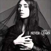Le texte musical SILVER LINE de LYKKE LI est également présent dans l'album I never learn (2014)