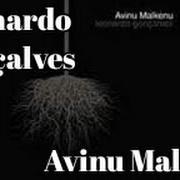 Le texte musical YERUSHALAYIM SHEL ZAHAV de LEONARDO GONÇALVES est également présent dans l'album Avinu malkenu (nosso pai, nosso rei) (2010)
