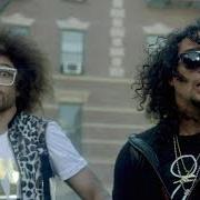 Le texte musical SCREAM MY NAME de LMFAO est également présent dans l'album Party rock (2009)