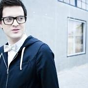 Le texte musical GET TO KNOW YOU de MAYER HAWTHORNE est également présent dans l'album How do you do (2011)