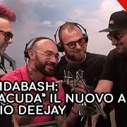 Le texte musical PON DI RIDDIM de BOOMDABASH est également présent dans l'album Barracuda (2018)