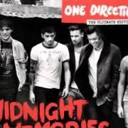 Le texte musical LITTLE BLACK DRESS de ONE DIRECTION est également présent dans l'album Midnight memories (2013)