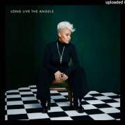 Le texte musical BABE de EMELI SANDÉ est également présent dans l'album Long live the angels (2016)