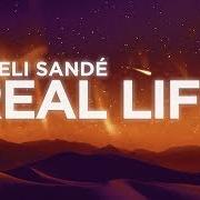 Le texte musical SHINE de EMELI SANDÉ est également présent dans l'album Real life (2019)