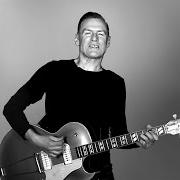 Le texte musical TONIGHT de BRYAN ADAMS est également présent dans l'album You want it you go it (1981)