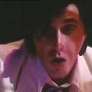 Le texte musical I LOVE HOW YOU LOVE ME de BRYAN FERRY est également présent dans l'album These foolish things (1973)