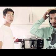 Le texte musical HOMEWRECKER de RIZZLE KICKS est également présent dans l'album Stereo typical (2011)