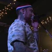 Le texte musical BLACK BUSH de MAC MILLER est également présent dans l'album Live from space (2013)