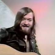 Le texte musical COMME J'AI TOUJOURS ENVIE D'AIMER de MARC HAMILTON est également présent dans l'album Marc hamilton (1970)