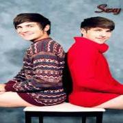 Le texte musical HARDCORE MAX de SMOSH est également présent dans l'album Sexy album (2010)