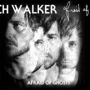 Le texte musical CHRISSIE HYNDE de BUTCH WALKER est également présent dans l'album Afraid of ghosts (2015)