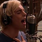 Le texte musical CRUISIN FOR A BRUISIN' de ROSS LYNCH est également présent dans l'album Teen beach movie (2013)