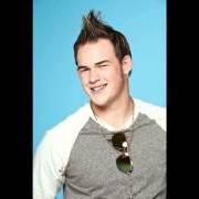 Le texte musical UPRISING de JAMES DURBIN est également présent dans l'album American idol season 10 highlights (2011)