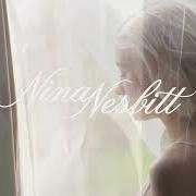 Le texte musical OLDER GUYS de NINA NESBITT est également présent dans l'album Älskar (2022)